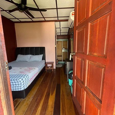Bushman Tioman Hotell Kampong Juara Eksteriør bilde