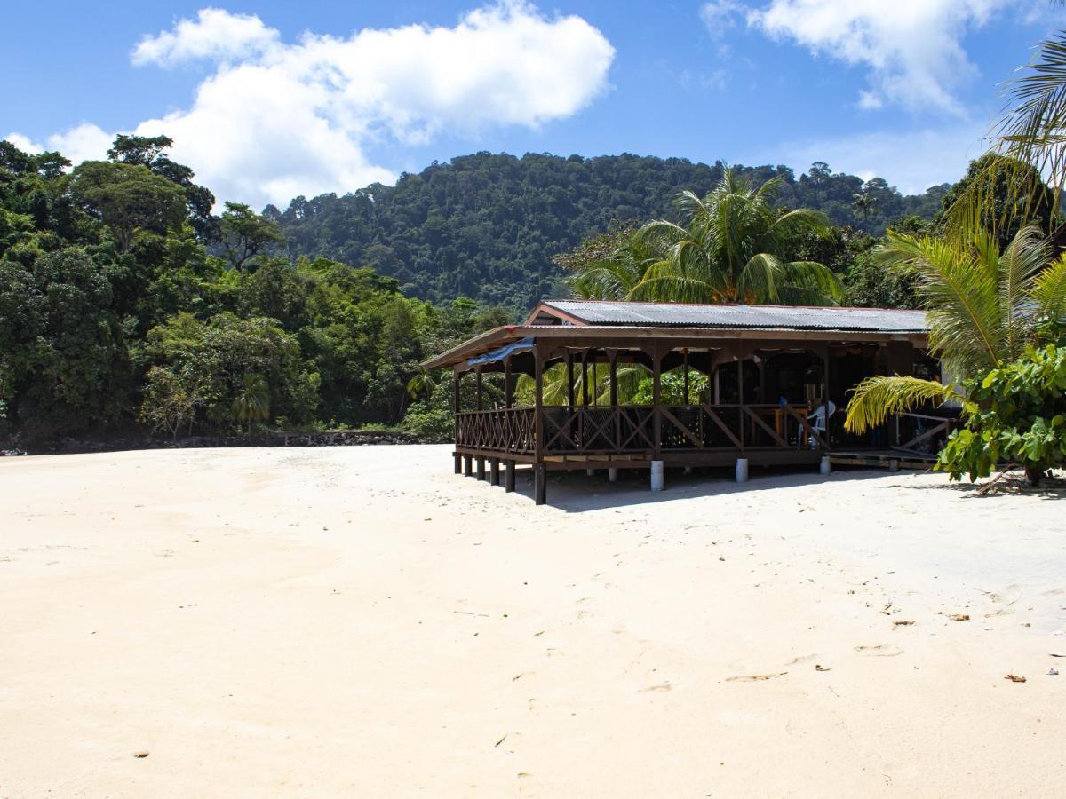 Bushman Tioman Hotell Kampong Juara Eksteriør bilde