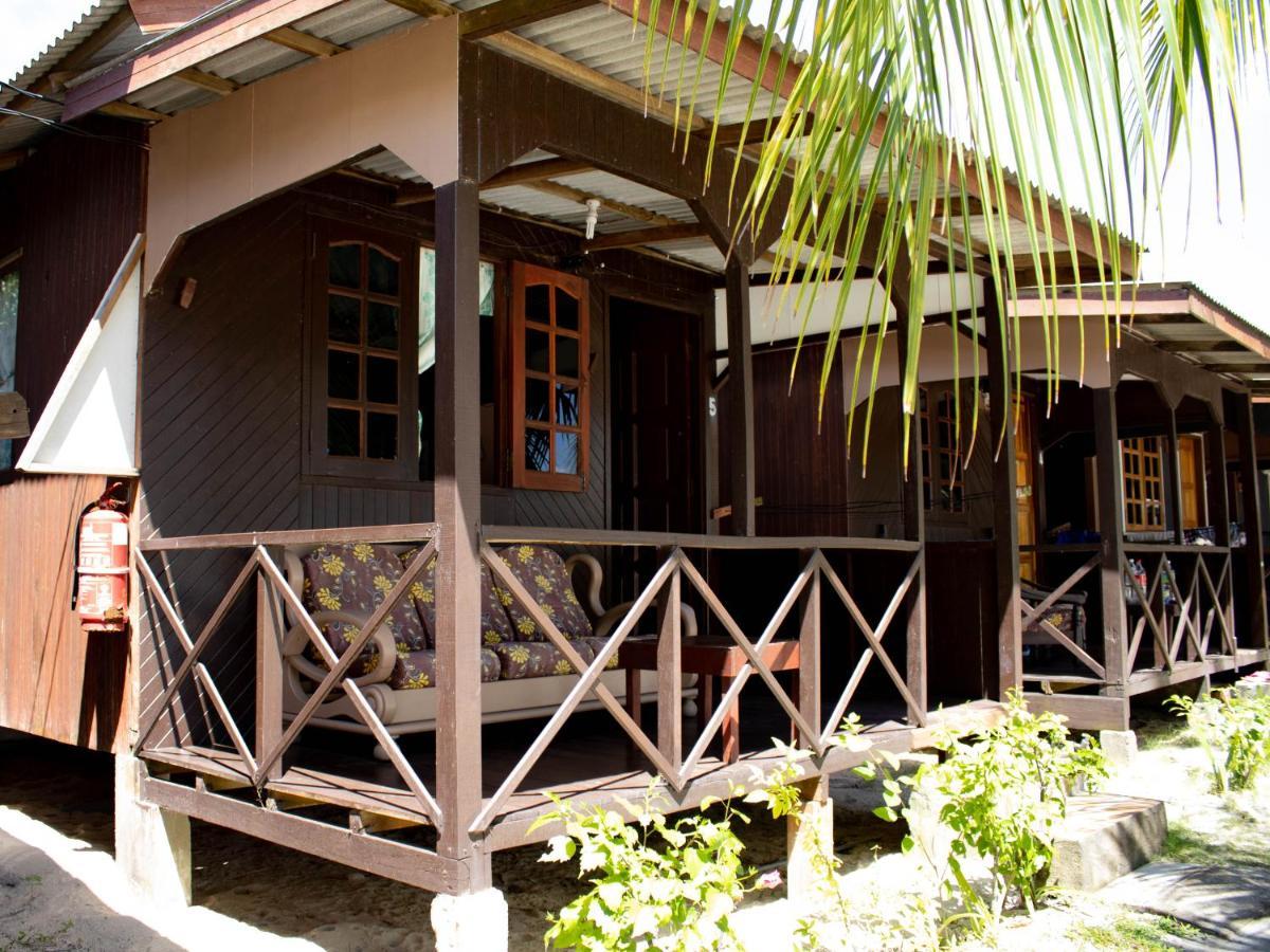 Bushman Tioman Hotell Kampong Juara Eksteriør bilde