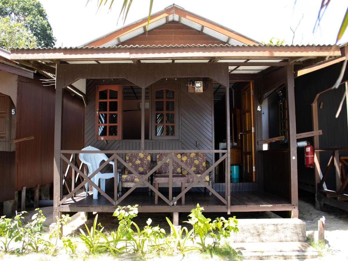 Bushman Tioman Hotell Kampong Juara Eksteriør bilde